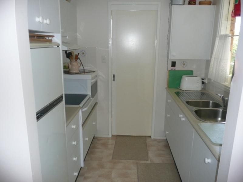 2/52 Spring Valley Avenue, Gorokan NSW 2263