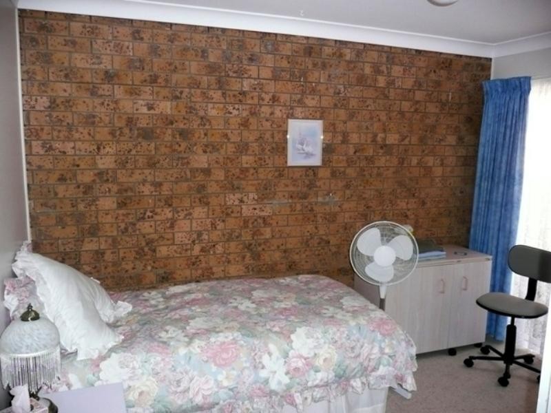 2/52 Spring Valley Avenue, Gorokan NSW 2263