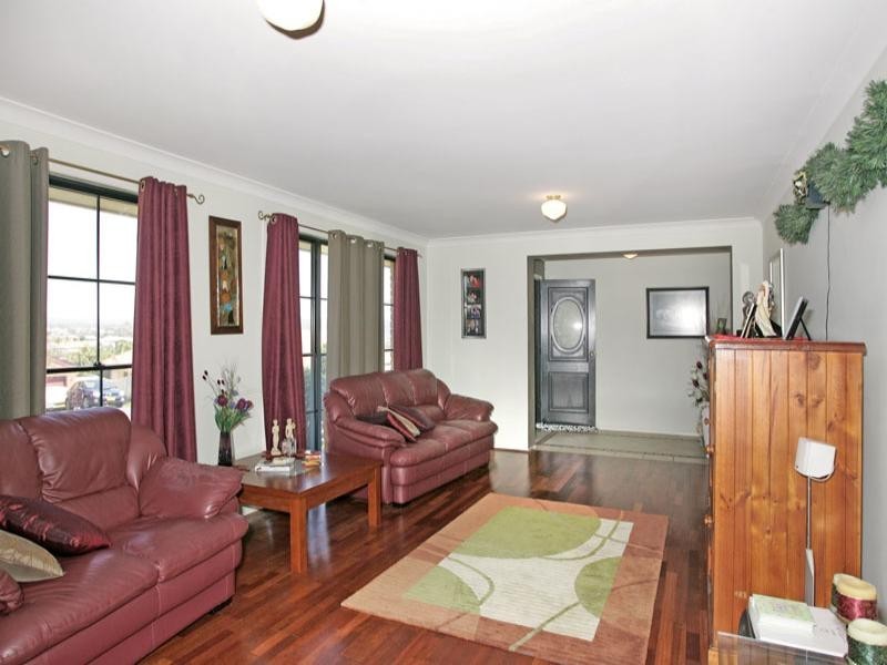 1 Lupin Close, Woongarrah NSW 2259