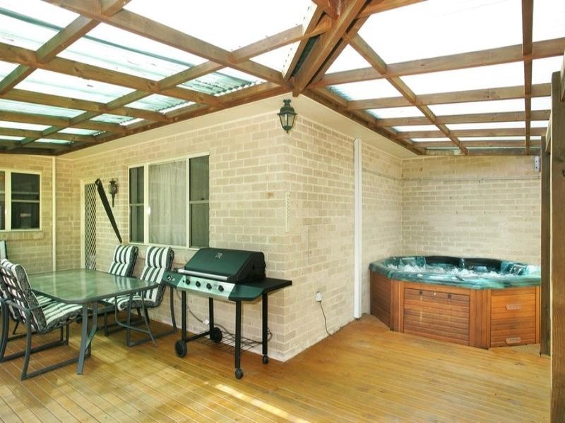 11 Ebony Drive, Hamlyn Terrace NSW 2259