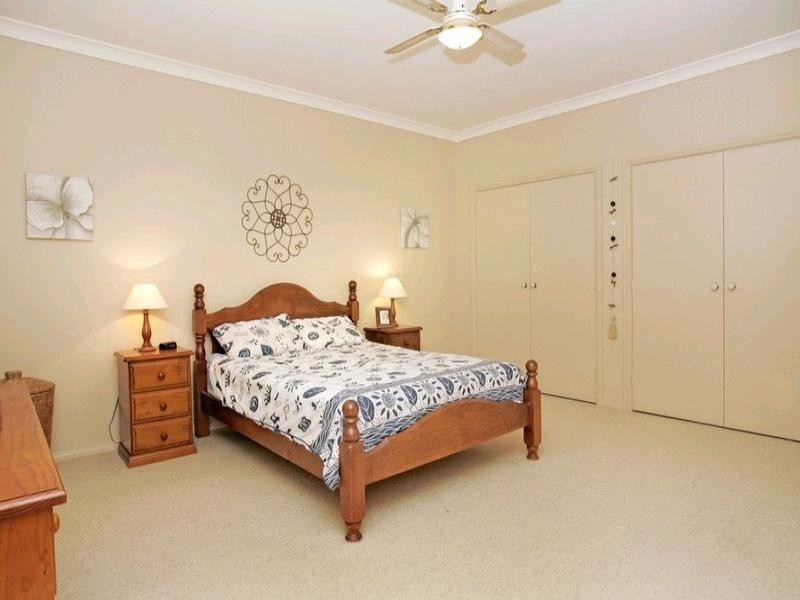 11 Ebony Drive, Hamlyn Terrace NSW 2259