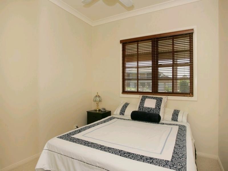 11 Ebony Drive, Hamlyn Terrace NSW 2259
