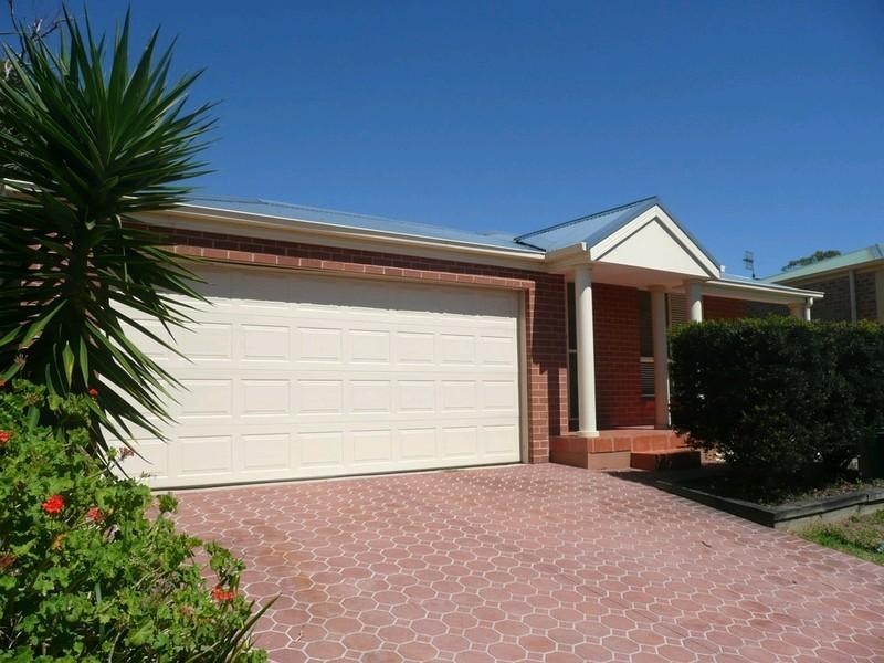 5 Pulaski Court, Lake Munmorah NSW 2259