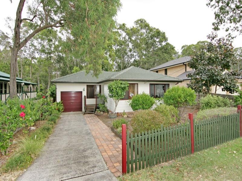 16 Minnamurra Road, Gorokan NSW 2263