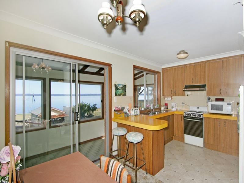 71 Moss Avenue, Toukley NSW 2263