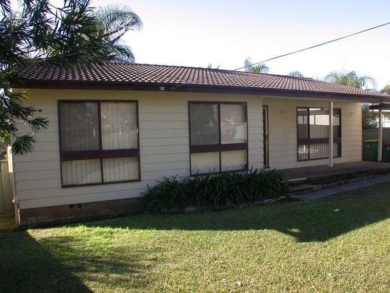 22 Blackford Avenue, Kanwal NSW 2259