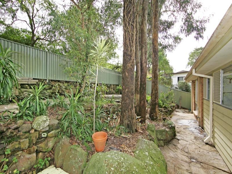 42 Donald Avenue, Kanwal NSW 2259