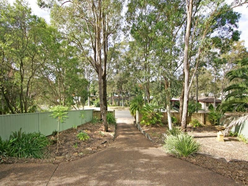 42 Donald Avenue, Kanwal NSW 2259
