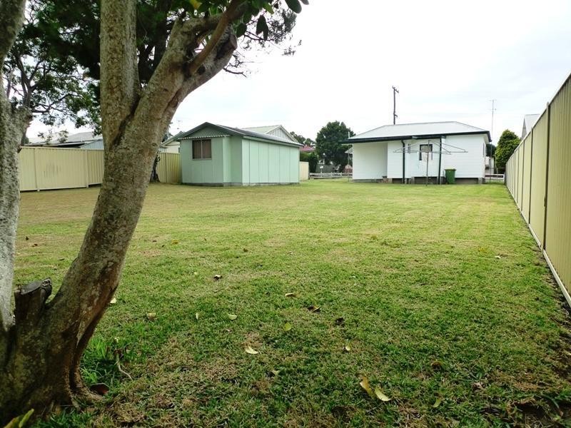 16 Victoria Avenue, Toukley NSW 2263