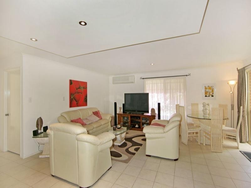 11 Winchester Drive, Lake Munmorah NSW 2259