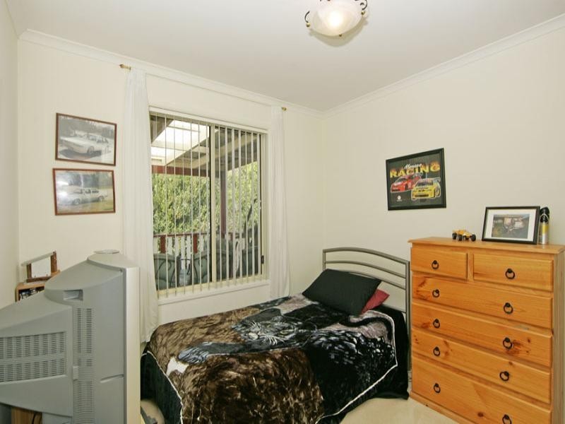 11 Winchester Drive, Lake Munmorah NSW 2259