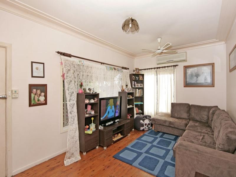 11 Tosca Drive, Gorokan NSW 2263