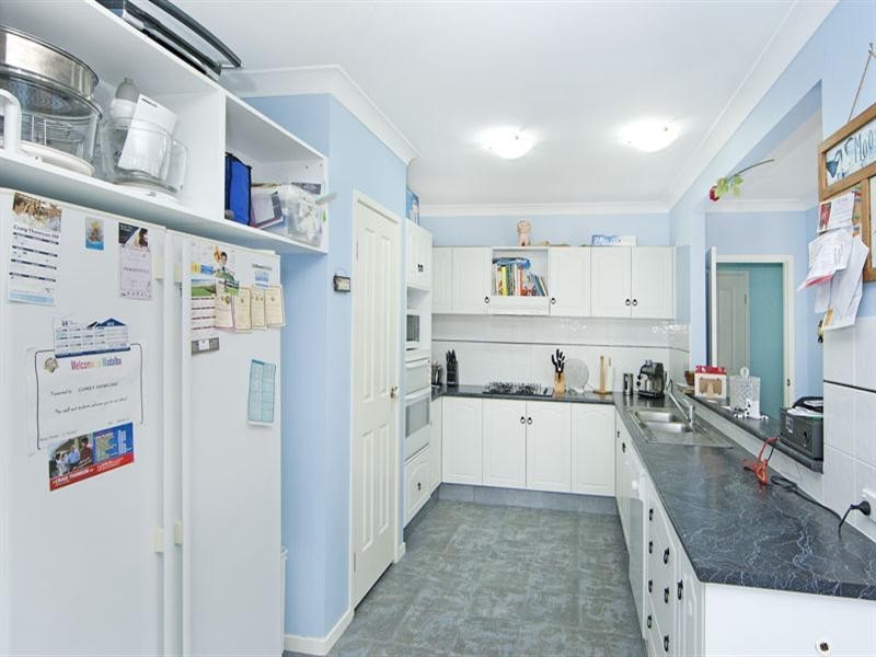 8 Arakoon Avenue, Woongarrah NSW 2259