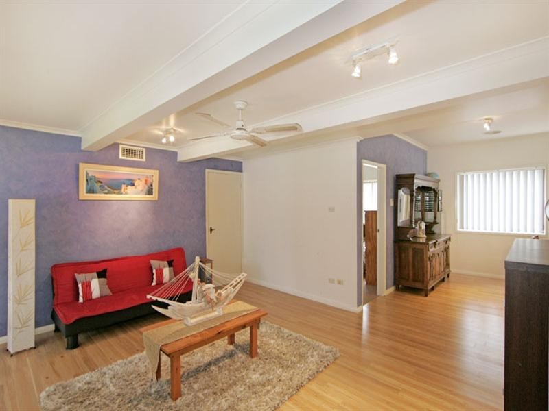 50 Teragalin Drive, Chain Valley Bay NSW 2259