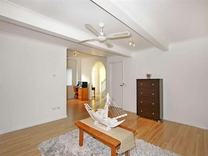 50 Teragalin Drive, Chain Valley Bay NSW 2259