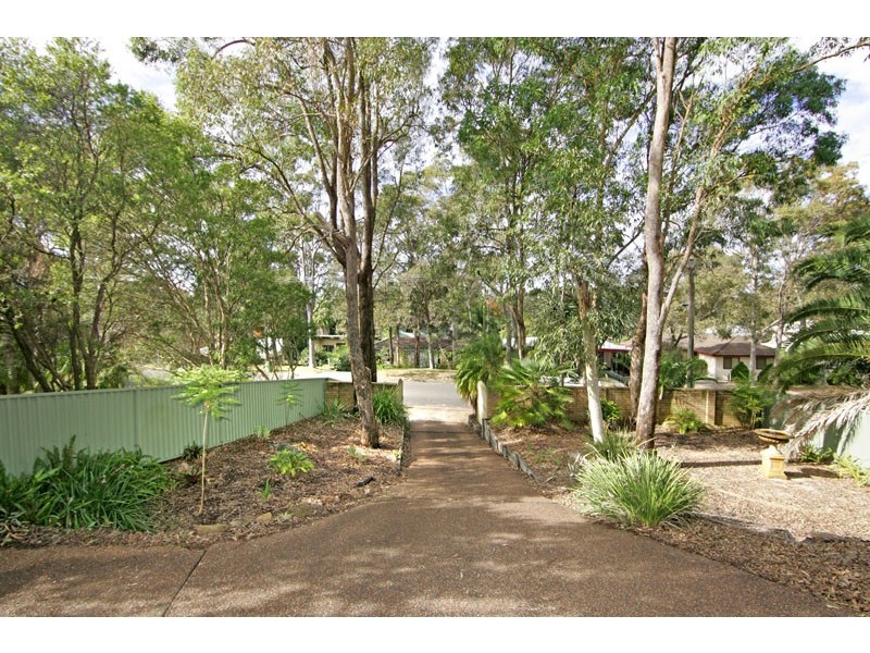 42 Donald Avenue, Kanwal NSW 2259