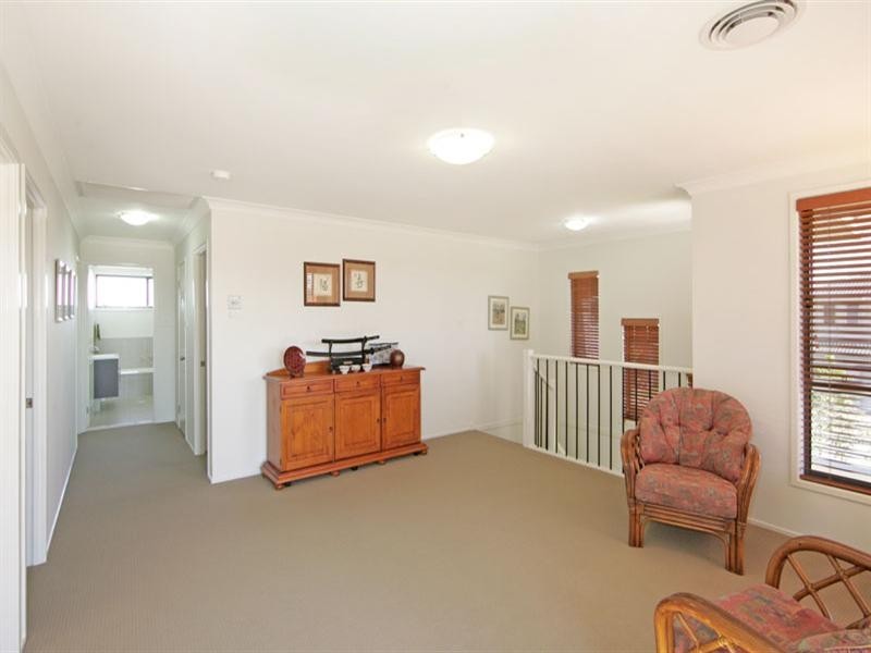 54 Hakone Road, Woongarrah NSW 2259