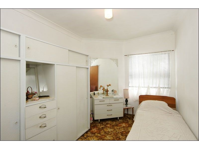 2 Murrawal Road, Wyongah NSW 2259