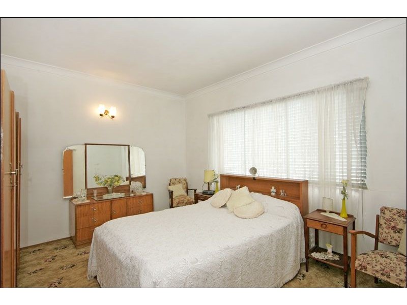 2 Murrawal Road, Wyongah NSW 2259