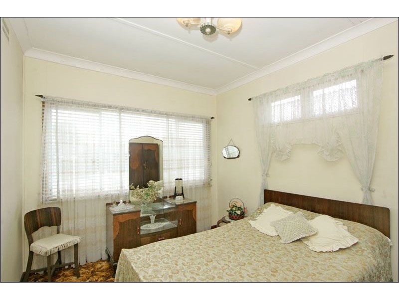 2 Murrawal Road, Wyongah NSW 2259