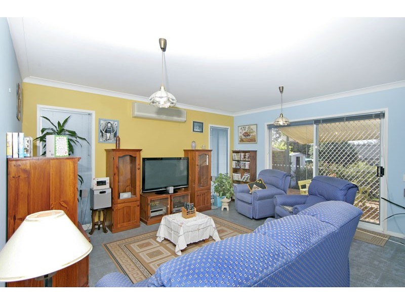 8 Arakoon Road, Woongarrah NSW 2259