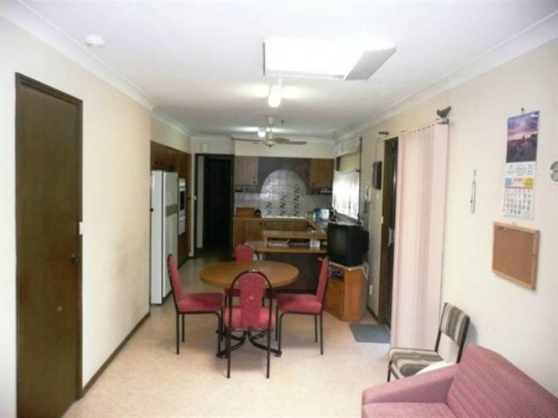 4 Buckland Avenue, Kanwal NSW 2259