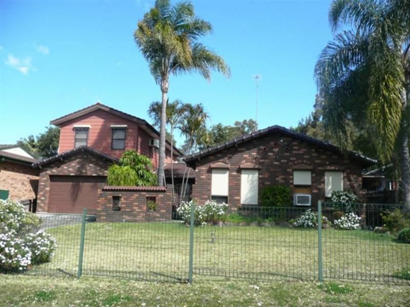 4 Buckland Avenue, Kanwal NSW 2259