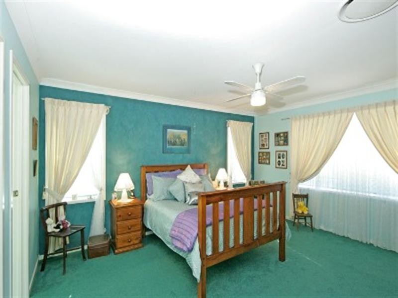 8 Arakoon Road, Woongarrah NSW 2259