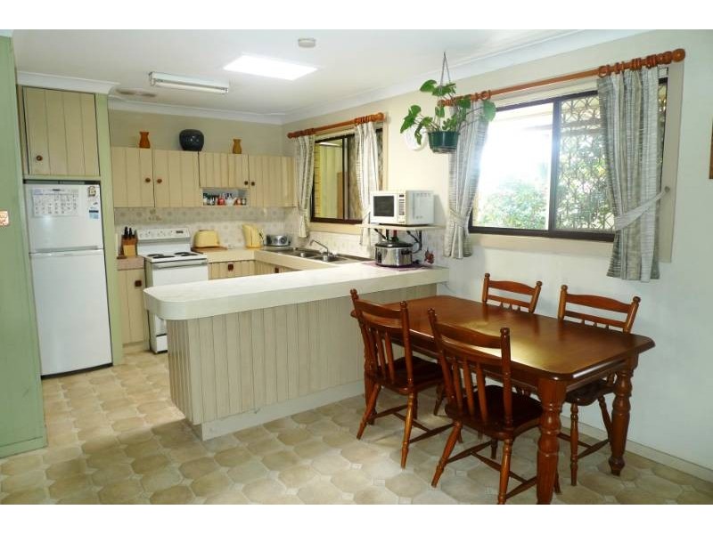 1 Marks Road, Gorokan NSW 2263