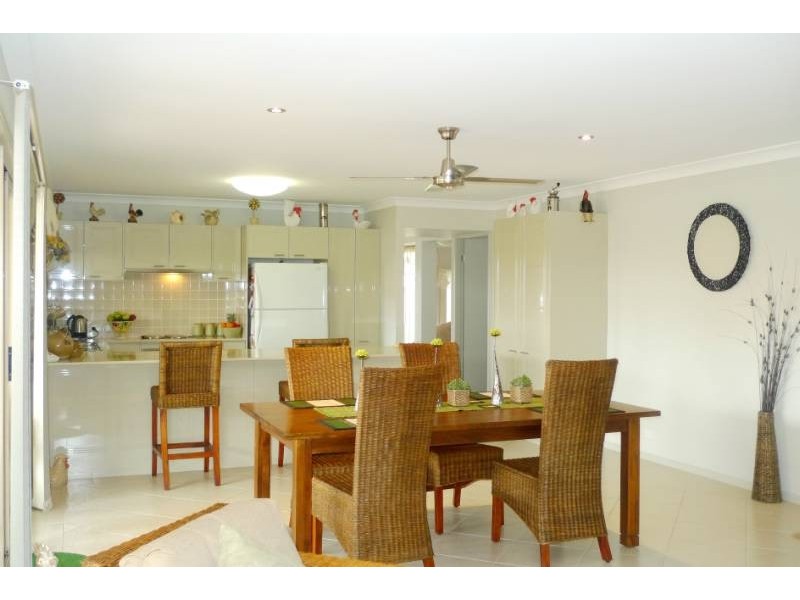 64 Piper Drive, Hamlyn Terrace NSW 2259