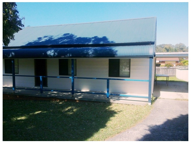 44 Elizabeth Bay Drive, Lake Munmorah NSW 2259