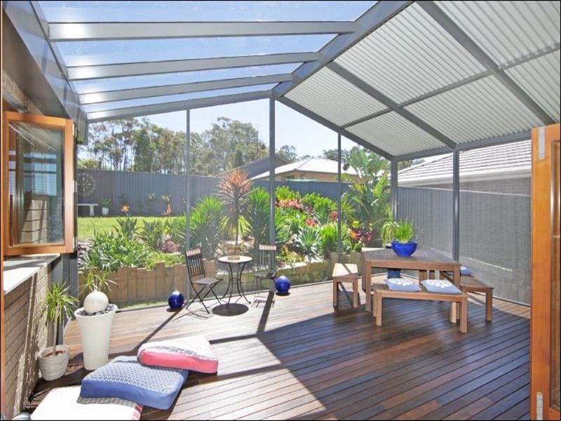 17 Wallum Crescent, Woongarrah NSW 2259