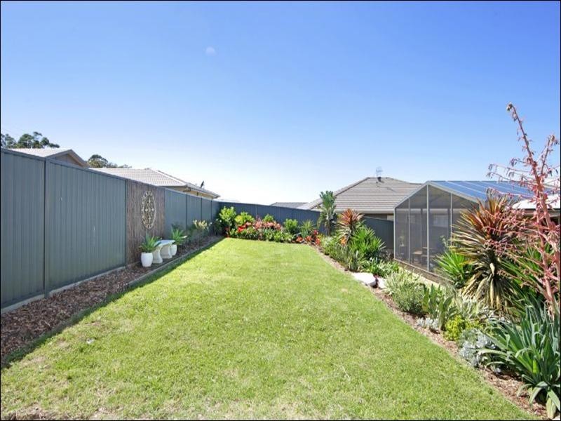 17 Wallum Crescent, Woongarrah NSW 2259