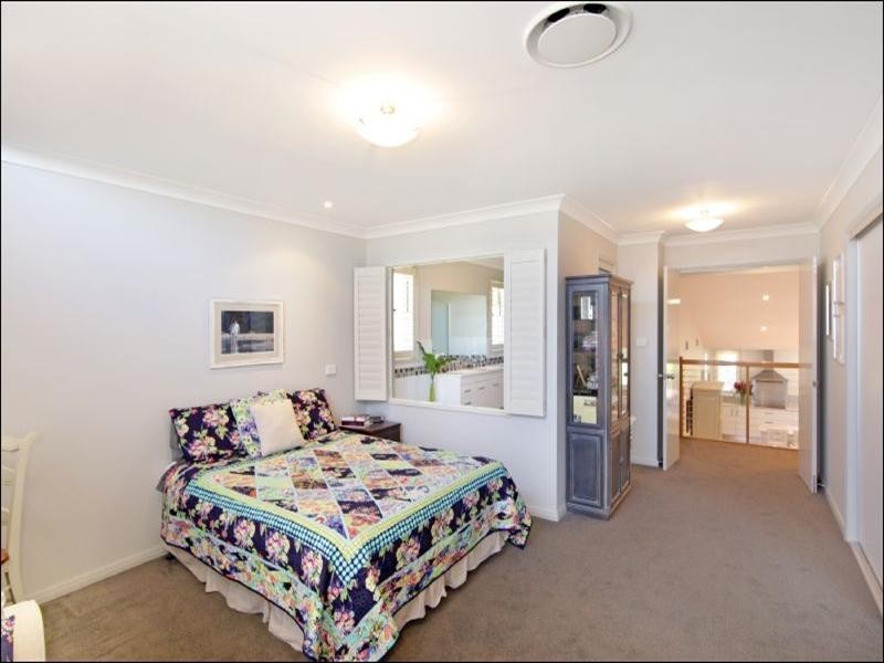 17 Wallum Crescent, Woongarrah NSW 2259