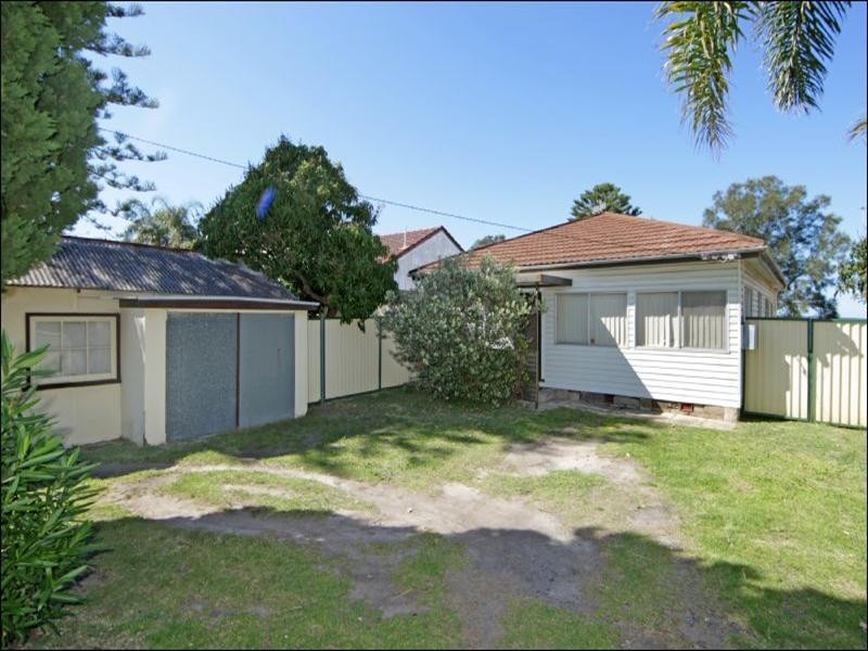 93 Main Road, Toukley NSW 2263