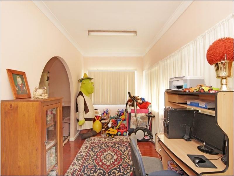 93 Main Road, Toukley NSW 2263