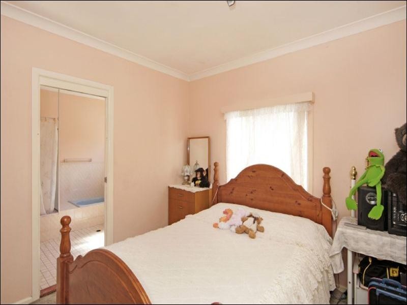 93 Main Road, Toukley NSW 2263