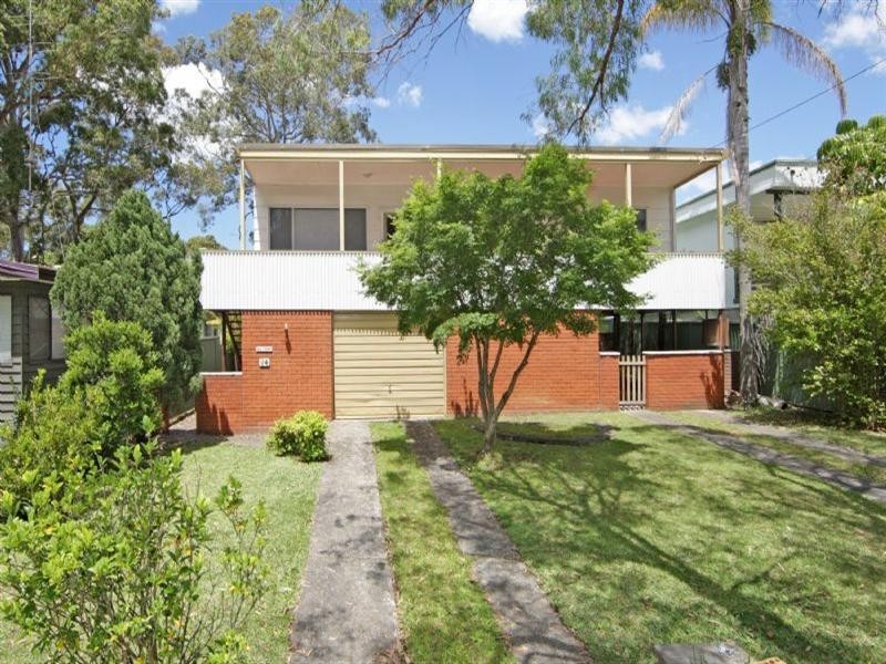 14 Una Avenue, Charmhaven NSW 2263