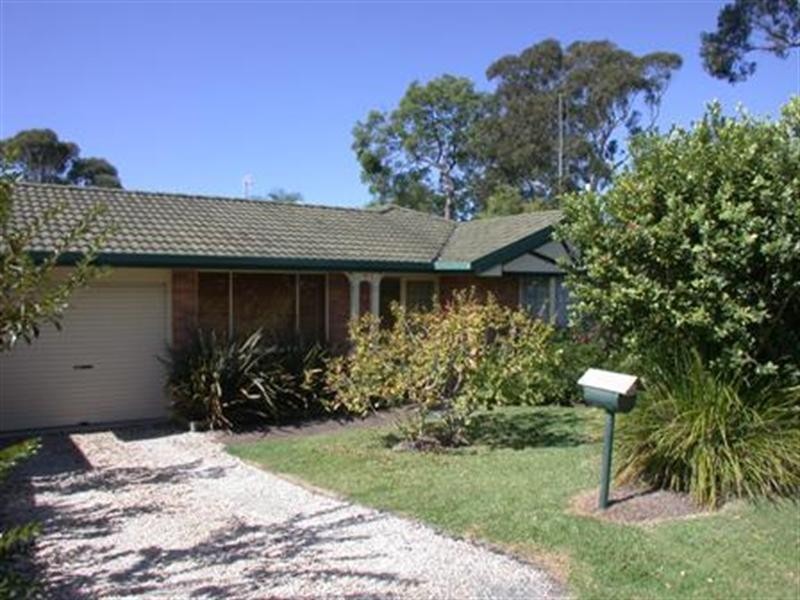13 Annabel Avenue, Lake Munmorah NSW 2259