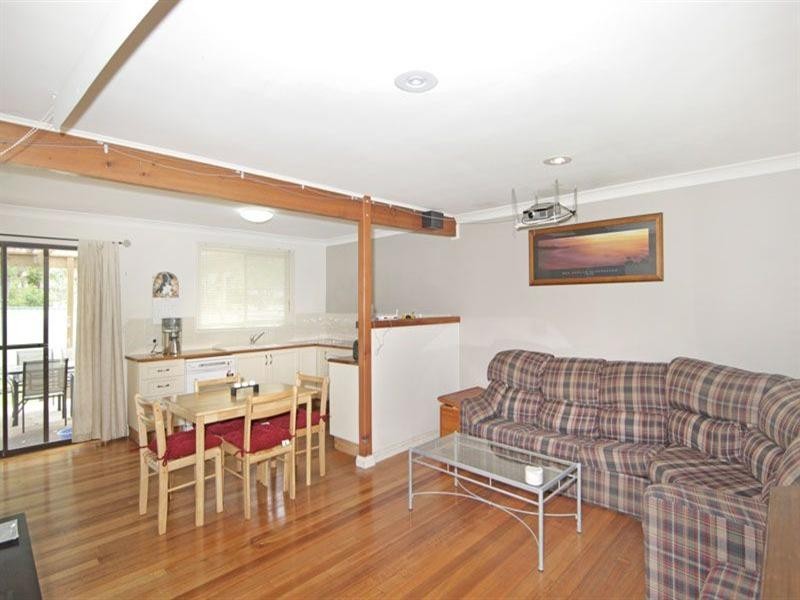 4 Wirriga Avenue, Charmhaven NSW 2263