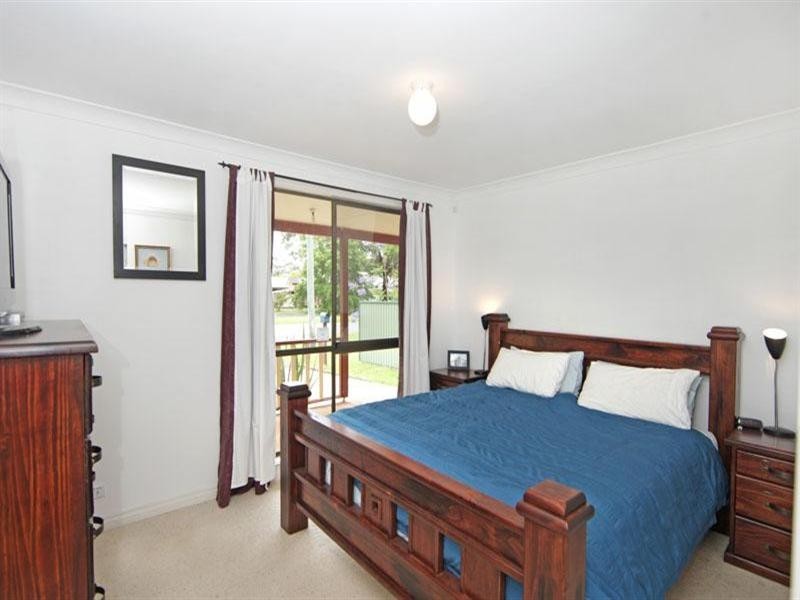 4 Wirriga Avenue, Charmhaven NSW 2263