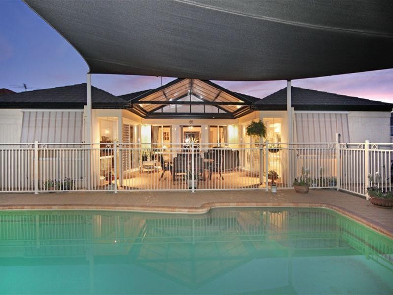 7 Mercator Close, Lake Munmorah NSW 2259