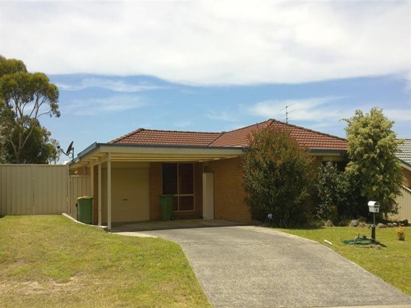 4 Kirrajong Place, San Remo NSW 2262