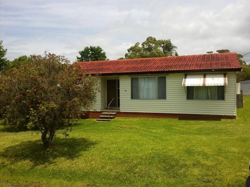 48 Balmoral Drive, Gorokan NSW 2263