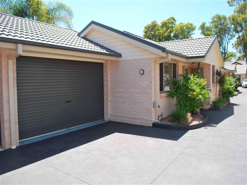 2/1 Lakeview Street, Toukley NSW 2263