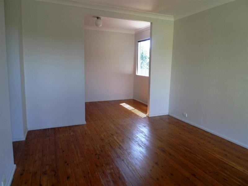 17 Avonlea Avenue, Gorokan NSW 2263