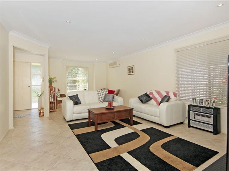 2 Kalele Avenue, Budgewoi NSW 2262