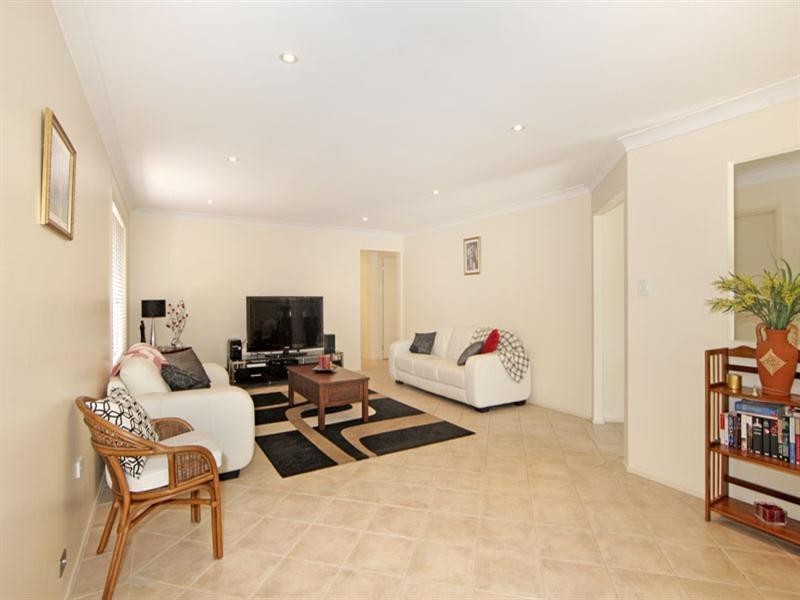 2 Kalele Avenue, Budgewoi NSW 2262