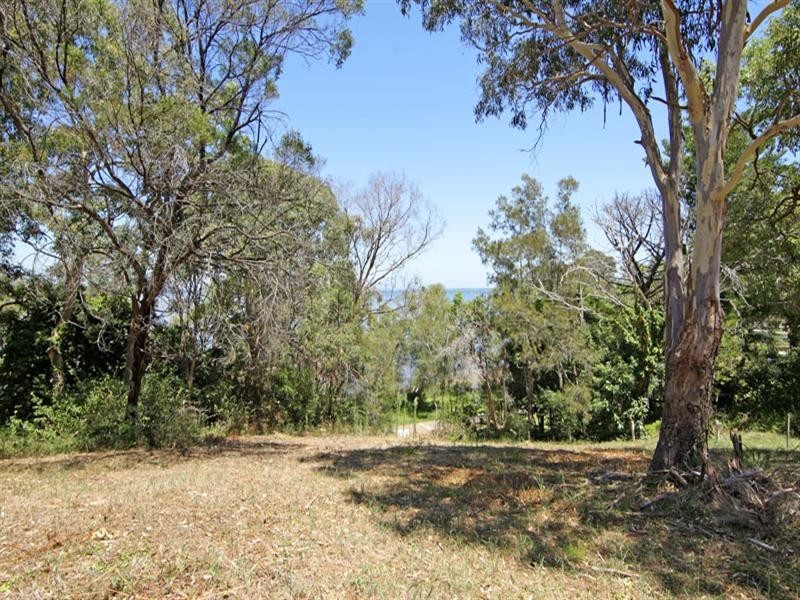 74 Diamond Head Drive, Budgewoi NSW 2262