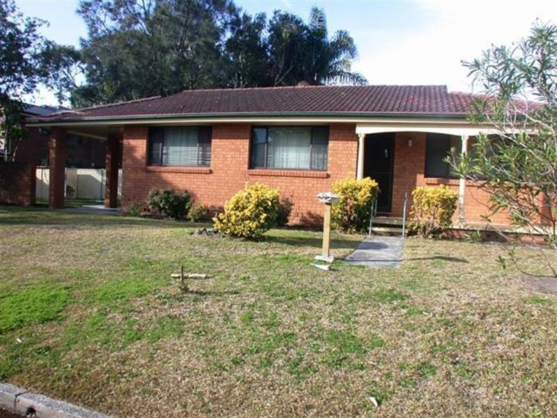 11 Marks Road, Gorokan NSW 2263